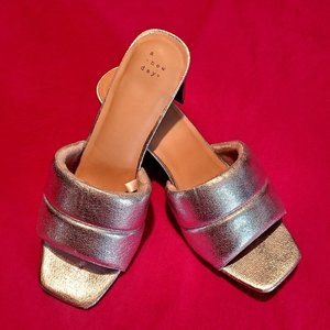 A NEW DAY Lilah Metallic Silver Slip Ons Peep Toe Sandals Heels Sz 11 EUC